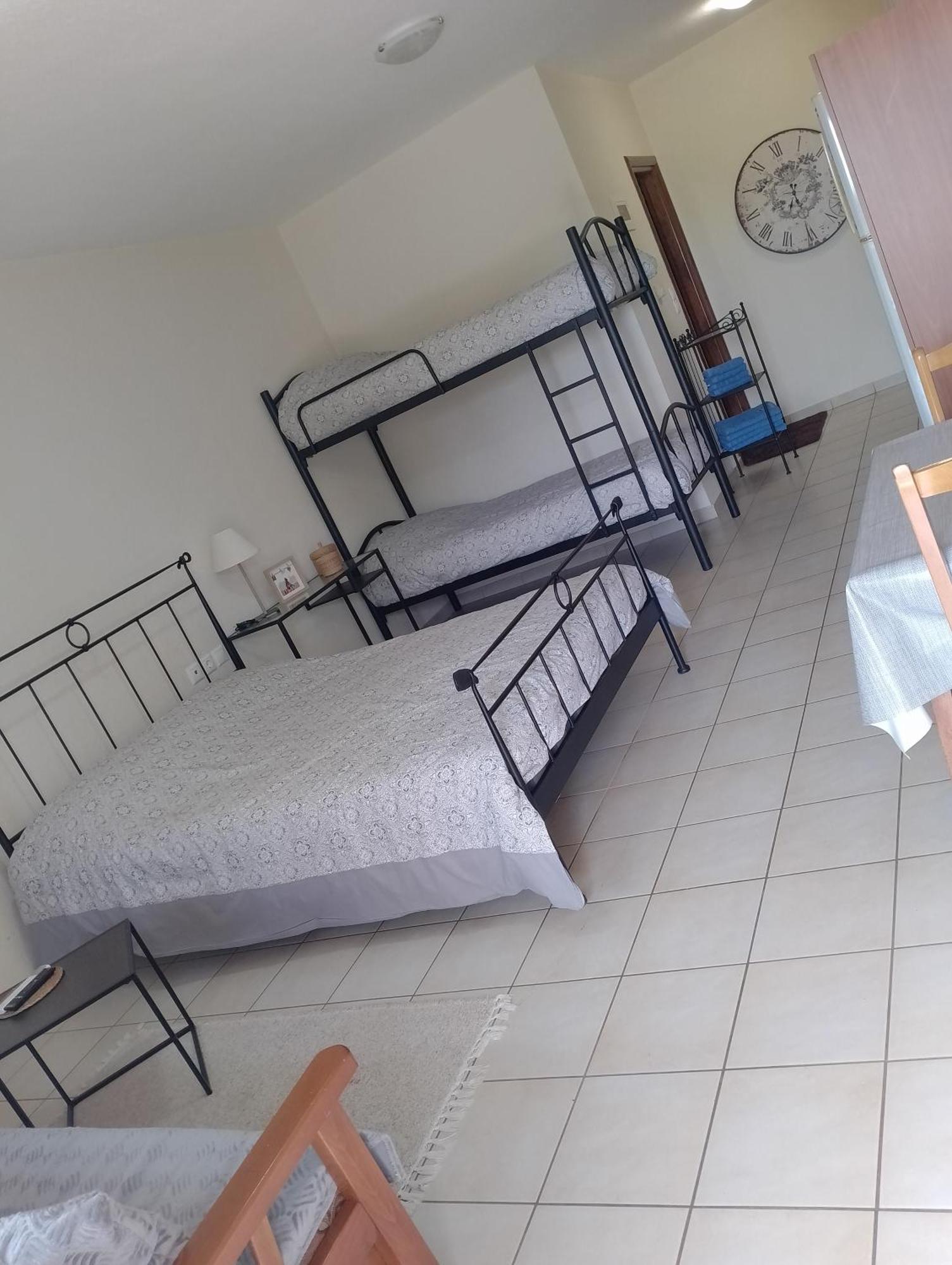 Corner House Apartman Leptokariá Szoba fotó